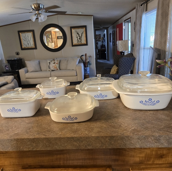 Vintage  Corningware. - Picture 4 of 4